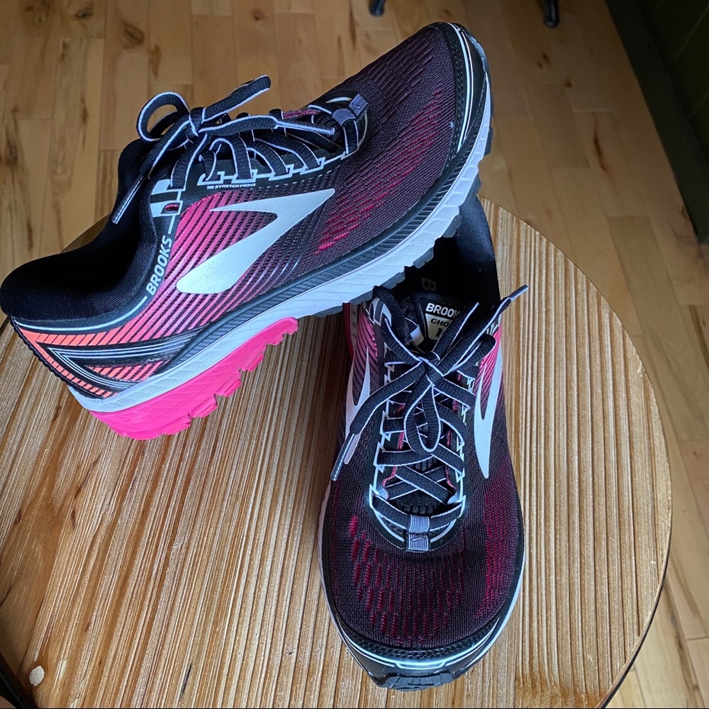 Brooks Ghost 10 Running Sneakers